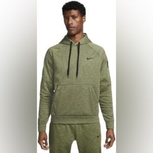 NIKE ⭐️therma fit hoodie